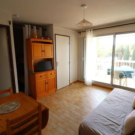 2p Proche Avec Garage, Lumineux Et Bien Situe Au Grau-du-roi - Fr-1-307-136 *