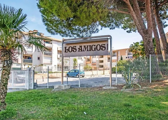 2p Proche Avec Garage, Lumineux Et Bien Situe Au Grau-du-roi - Fr-1-307-136 *