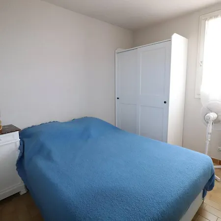 Apartman 2p Proche Avec Garage, Lumineux Et Bien Situe Au Grau-du-roi - Fr-1-307-136 *