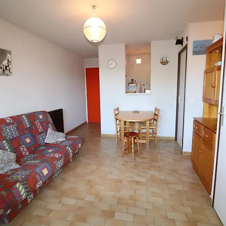 2p Proche Avec Garage, Lumineux Et Bien Situe Au Grau-du-roi - Fr-1-307-136 Le Grau-du-Roi